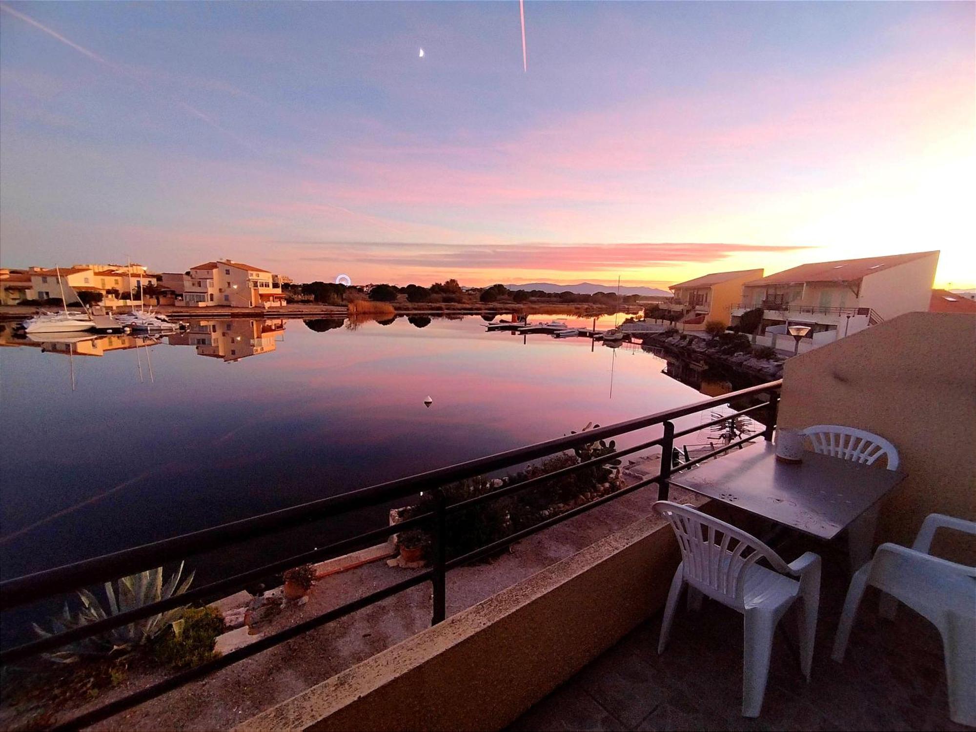 Appartement Coup De Coeur Les Pieds Dans L'Eau Le Barcarès Exterior foto